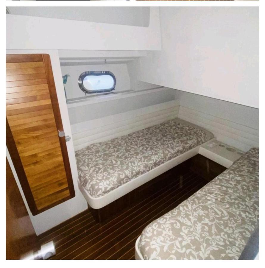 Voyager Hotel Sant Adria de Besos Bagian luar foto