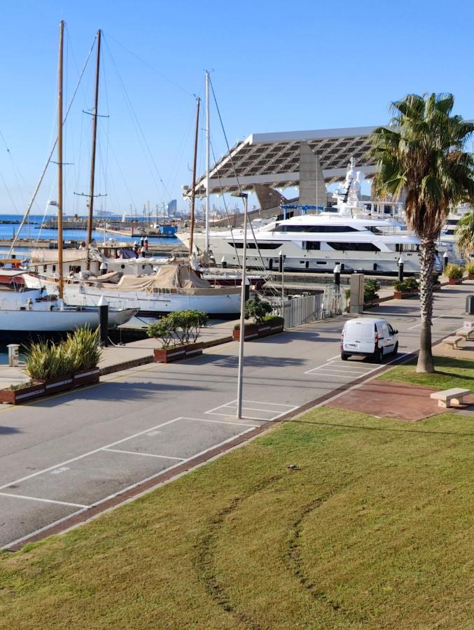 Voyager Hotel Sant Adria de Besos Bagian luar foto